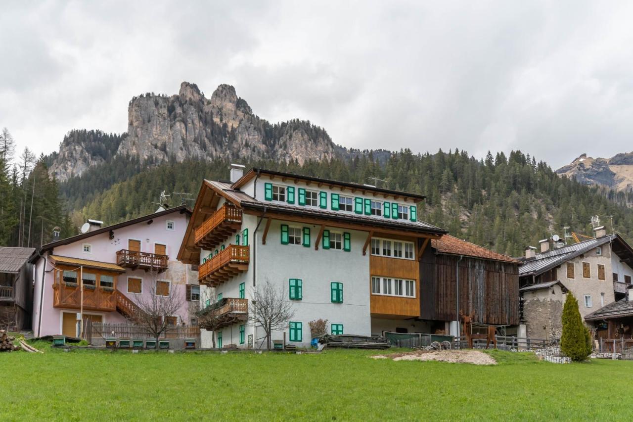 Chalet Butterfly 2 Mazzin Buitenkant foto